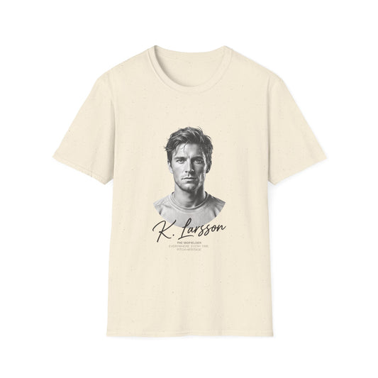 "THE MIDFIELDER" T-Shirt